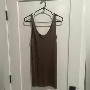 Stretchy bodycon dress. One size. Green